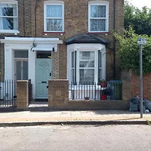 Bubblesbnb- 4 Bedroom House Holiday home